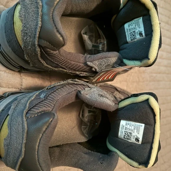 New Balance Dark Gray Sneakers - Picture 2 of 5